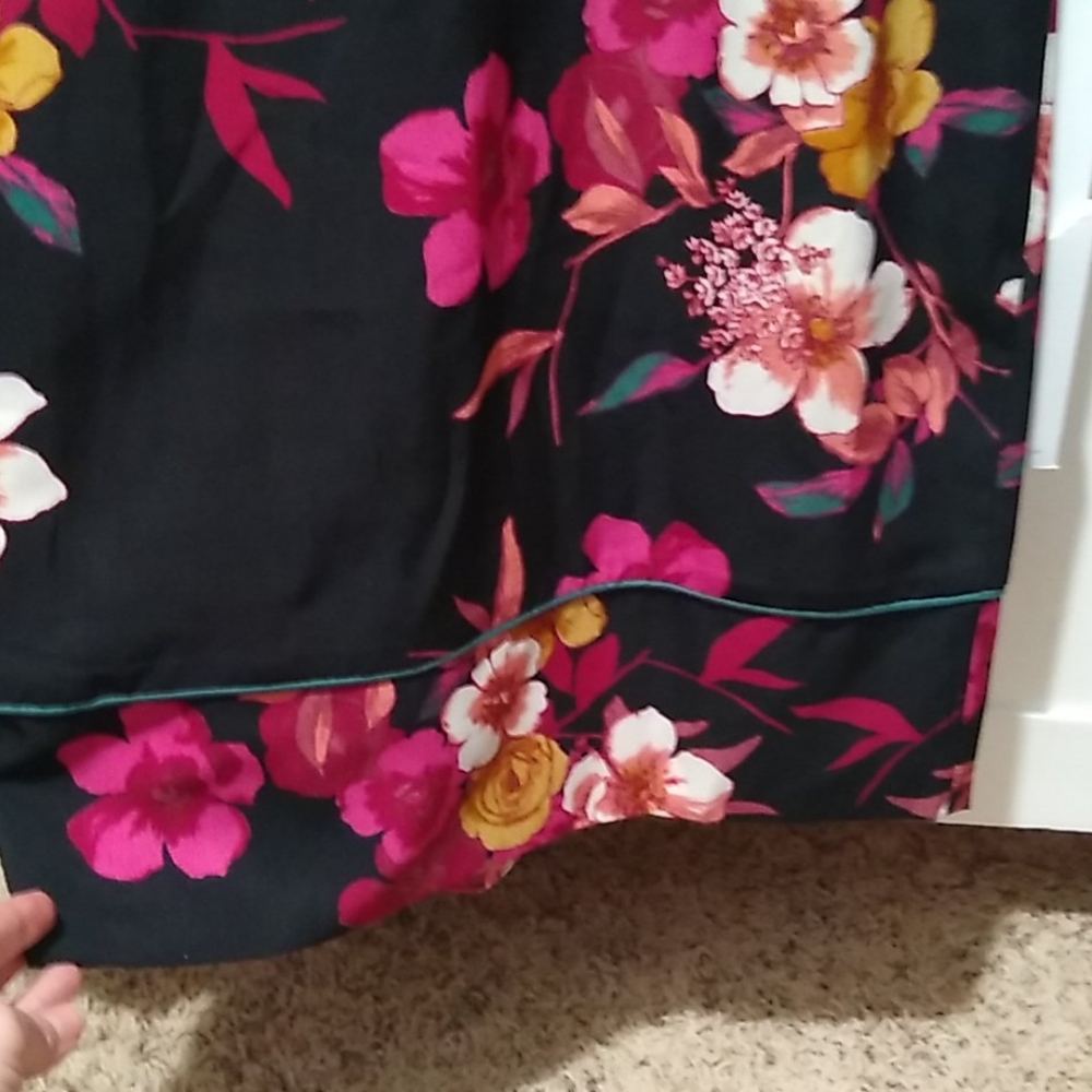 Leith Floral Jumper - Picture 3 of 4